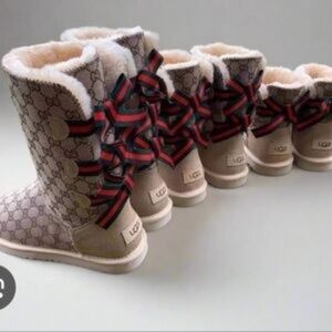 Designer Monogrammed Platform Boots with Striped Ribbon Bows Size 8.5-9 3 Left